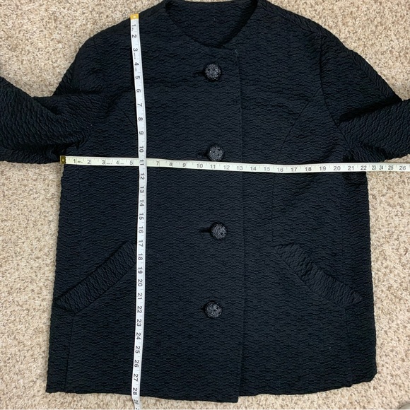 Vintage black coat with fur cuffs - Picture 11 of 14